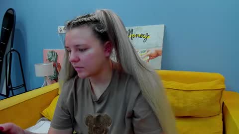 Snapshot of jenny_jimmy chatting on 02.21.26 Jenny online show from 02.21.26