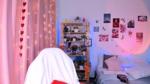 Jenny Piper online show from 02.23.25