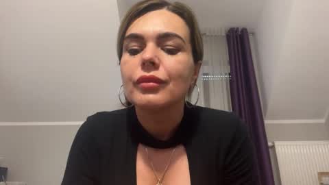 Jenny online show from 02.12.25