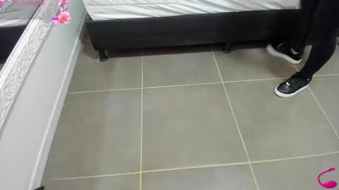 jenny_stark online show from 11.24.25