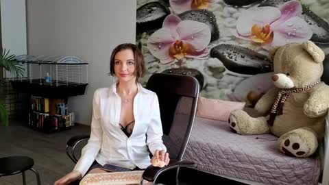 Snapshot of jennycutey chatting on 01.27.25 jennycutey online show from 01.27.25