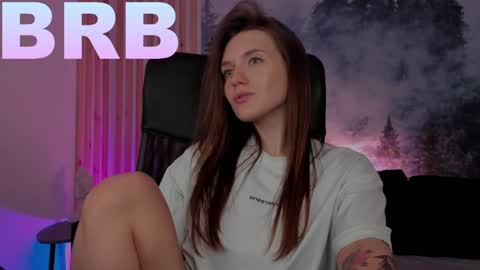 Snapshot of jennydens chatting on 01.13.25 Jenny NO Nude online show from 01.13.25