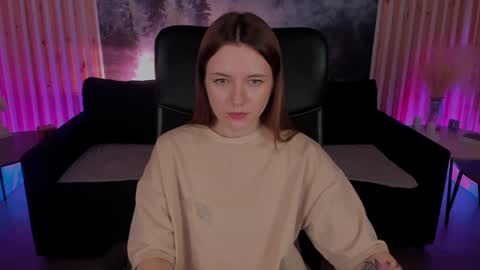 Snapshot of jennydens chatting on 02.11.25 Jenny NO Nude online show from 02.11.25