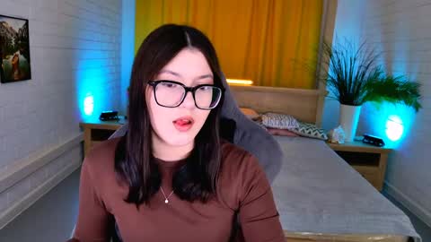 JENNY online show from 04.19.26