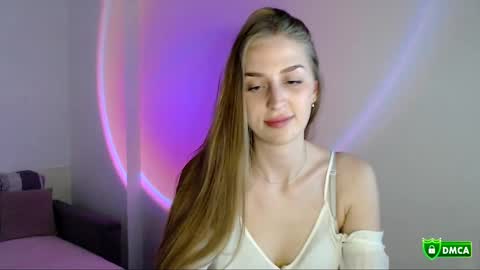 The Flower Power Models online show from 11.12.25
