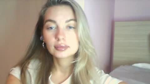 The Flower Power Models online show from 07.30.26