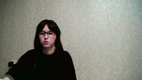 JennyOlset online show from 10.18.25