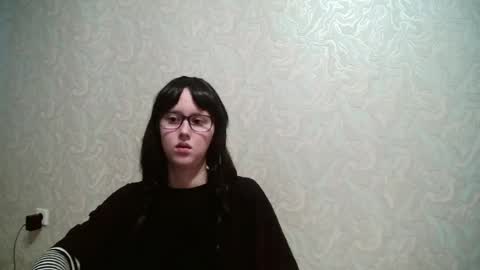 Snapshot of jennyolset chatting on 06.16.26 JennyOlset online show from 06.16.26
