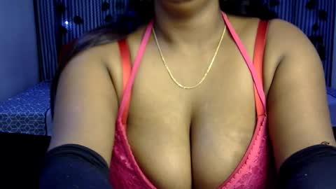 Snapshot of jennysinghaniya chatting on 02.13.25 jenny online show from 02.13.25