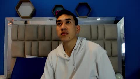 Snapshot of jeong_matias chatting on 11.27.25 Matias Jeong online show from 11.27.25