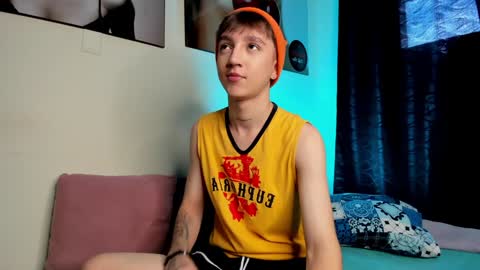 Snapshot of jeremy_salvatore_ chatting on 12.18.24 jero independent model online show from 12.18.24