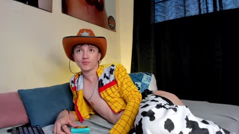 Snapshot of jeremy_salvatore_ chatting on 01.15.25 jero independent model online show from 01.15.25