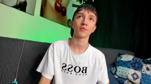 Snapshot of jeremy_salvatore_ chatting on 01.21.25 jero independent model online show from 01.21.25