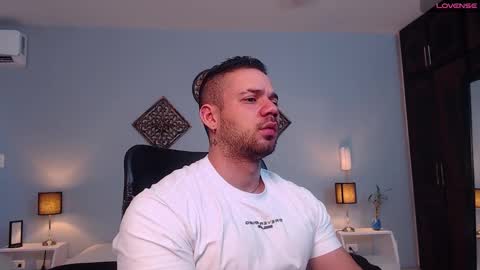 Jeremy Lowe online show from 01.10.25