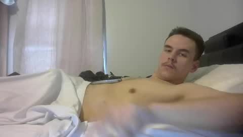 Snapshot of jerkjon1692 chatting on 04.15.26 jerkjon1692 online show from 04.15.26