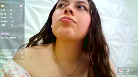 Snapshot of jerryandjessicaa chatting on 12.13.25 Jess y Jerry online show from 12.13.25