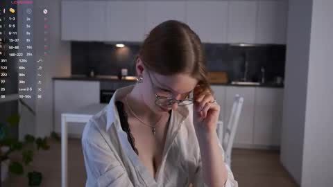 Molly online show from 11.26.25