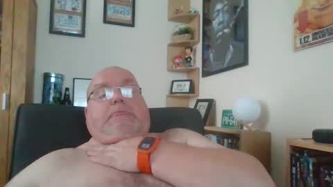 Snapshot of jerseyhammer01 chatting on 02.25.25 Harry online show from 02.25.25