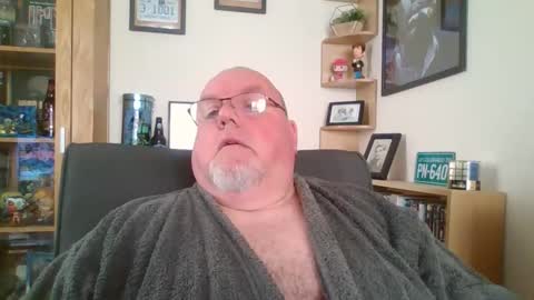 Snapshot of jerseyhammer01 chatting on 10.22.25 Harry online show from 10.22.25