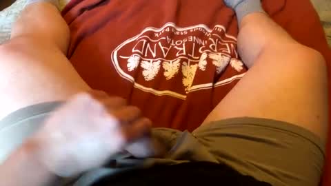 Snapshot of jerswill chatting on 02.06.25 Jeremys room chill and puff one enjoy online show from 02.06.25