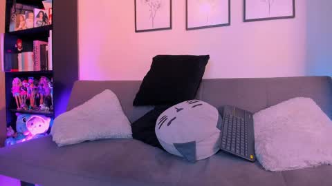 jes_foxx online show from 04.11.26
