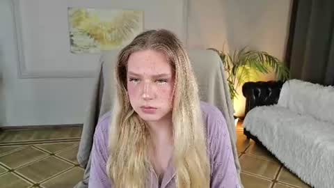 Snapshot of jes_solar chatting on 07.05.26 jes_solar online show from 07.05.26
