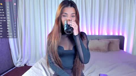 Snapshot of jesikalooove chatting on 10.03.25 Jesika online show from 10.03.25