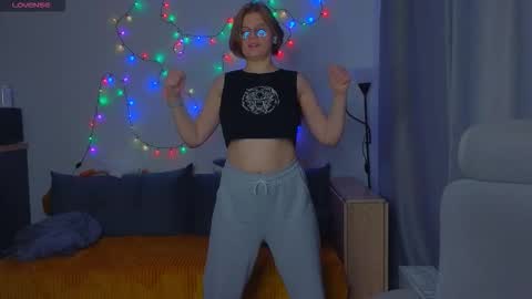  JessieVibes online show from 10.28.25