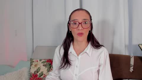 jessica herreraToday I will be your devil and you my victim online show from 12.20.25