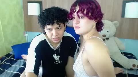 Snapshot of jessandjade chatting on 11.10.25 JessAndJade online show from 11.10.25