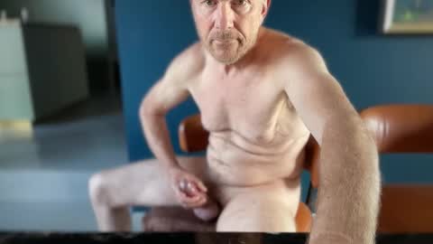 Snapshot of jessaya chatting on 03.10.25 like c2c online show from 03.10.25