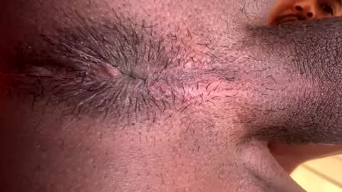 Snapshot of jesselopezcali chatting on 12.15.24 Hungjessy online show from 12.15.24