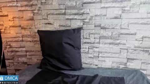 Snapshot of jessi_walker chatting on 11.24.25 Jessi online show from 11.24.25