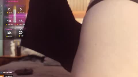 Snapshot of jessica__fox_ chatting on 09.19.25 Jessica online show from 09.19.25