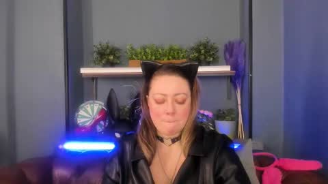 Snapshot of jessica_foxie chatting on 02.22.25 Jessica online show from 02.22.25