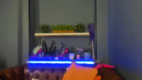 Snapshot of jessica_foxie chatting on 02.25.25 Jessica online show from 02.25.25