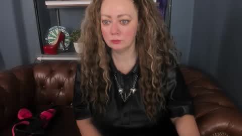 Snapshot of jessica_foxie chatting on 02.26.25 Jessica online show from 02.26.25