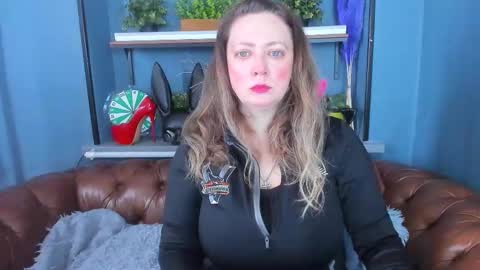 Snapshot of jessica_foxie chatting on 03.05.25 Jessica online show from 03.05.25