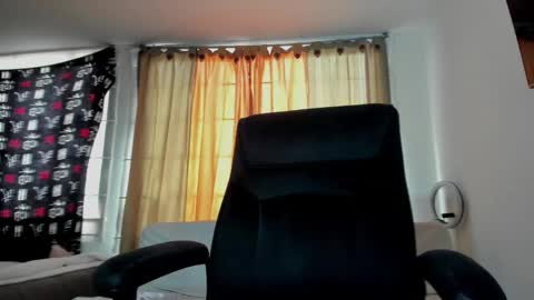 Snapshot of jessica_rabbit777_ chatting on 02.16.25 jessica_rabbit777_ online show from 02.16.25