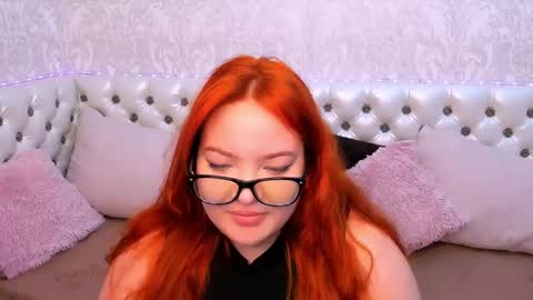 jessica_rabbitt19 online show from 12.27.24