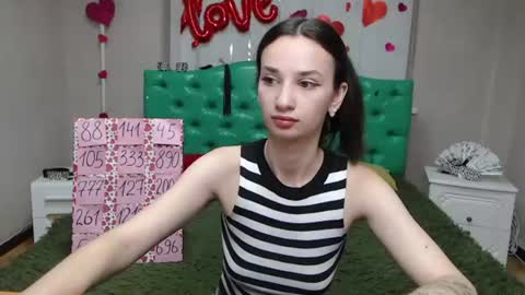 Snapshot of jessicabreez chatting on 07.18.26 JessicaBreez online show from 07.18.26