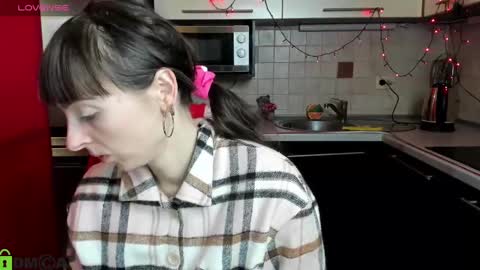 jessicaforris online show from 03.04.25