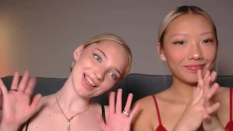 Snapshot of jessicahwinters chatting on 12.01.25 Jessica online show from 12.01.25