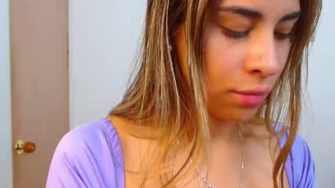 Snapshot of jessicarabbit4 chatting on 03.08.25 jessicarabbit4 online show from 03.08.25