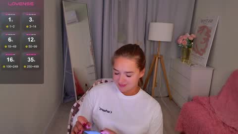 Jessi online show from 04.10.26