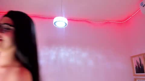 Snapshot of jessietaylor1 chatting on 01.10.25 JessieTaylor1 online show from 01.10.25