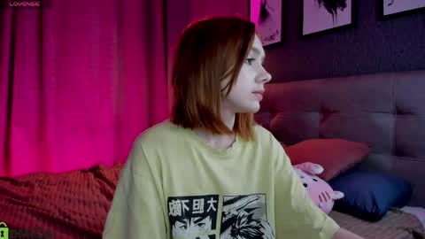 Snapshot of jessiexxiv chatting on 05.07.26 Jessie online show from 05.07.26
