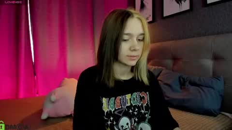 Jessie online show from 07.12.26