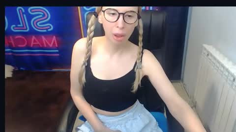 Victoria online show from 01.08.25