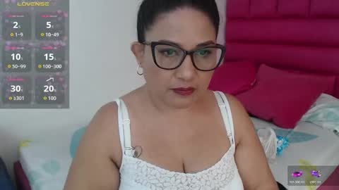 paola online show from 06.07.26